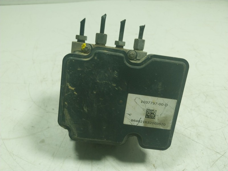 Recambio de abs para tesla model s p referencia OEM IAM  103779700D 