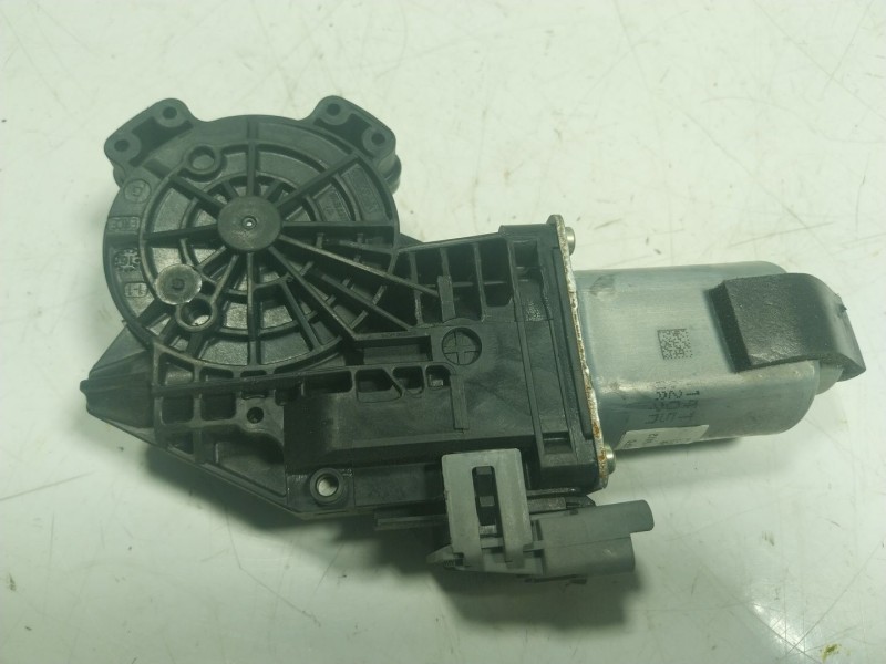 Recambio de motor elevalunas delantero derecho para tesla model s p referencia OEM IAM  402593F 