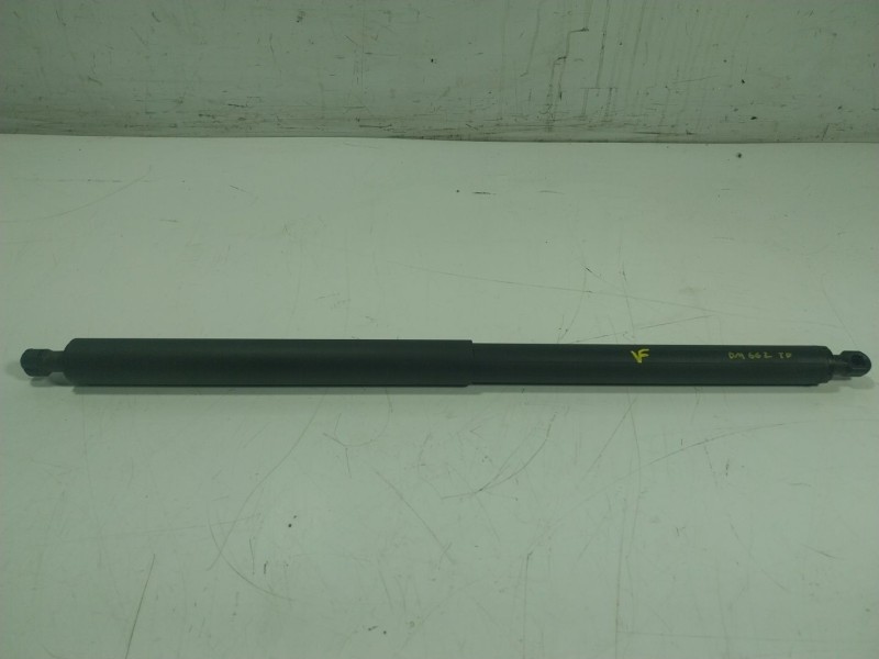 Recambio de amortiguadores maletero / porton para tesla y referencia OEM IAM  150060200A 