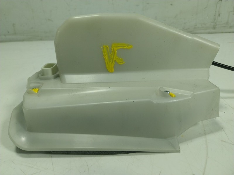 Recambio de cerradura puerta trasera derecha para tesla y referencia OEM IAM  150067591B 