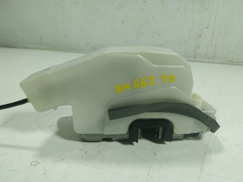 Recambio de cerradura puerta trasera derecha para tesla y referencia OEM IAM  150067591B 