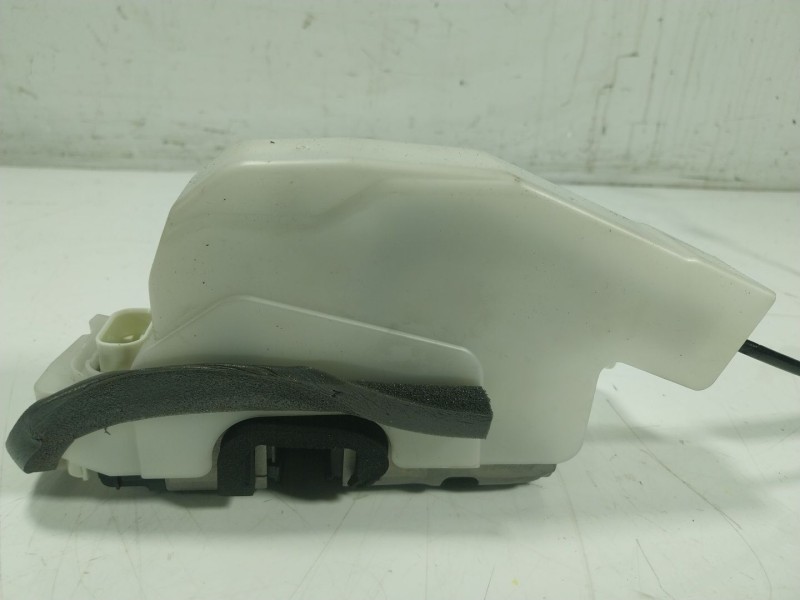 Recambio de cerradura puerta trasera izquierda para tesla y referencia OEM IAM  150067491B 