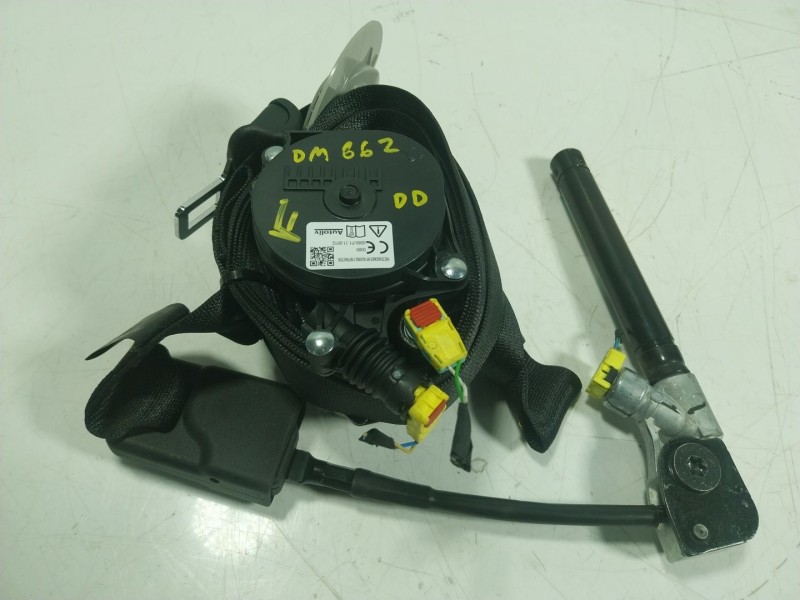 Recambio de cinturon seguridad delantero derecho para tesla y referencia OEM IAM  1493803C1C 