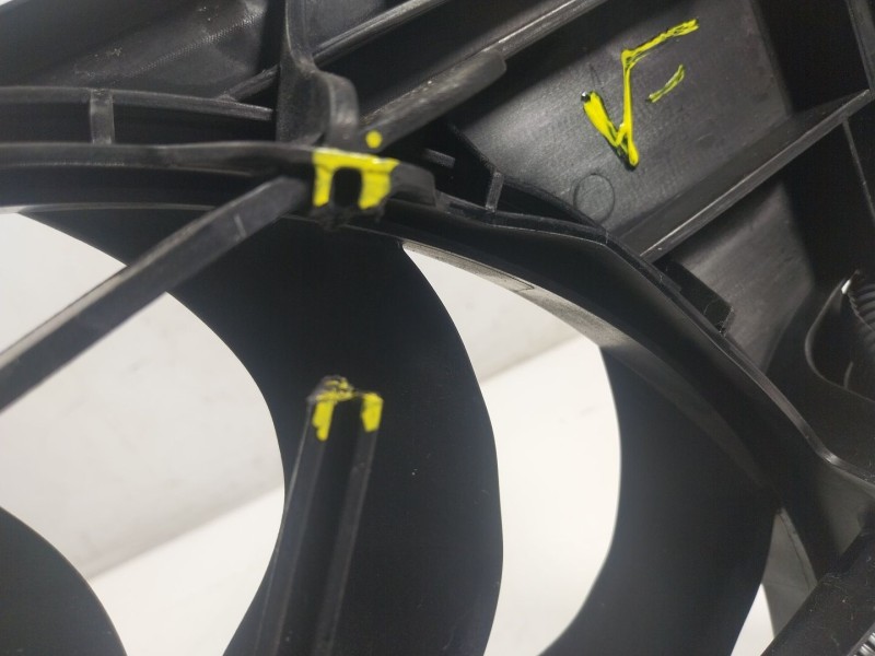 Recambio de electroventilador para tesla y referencia OEM IAM   