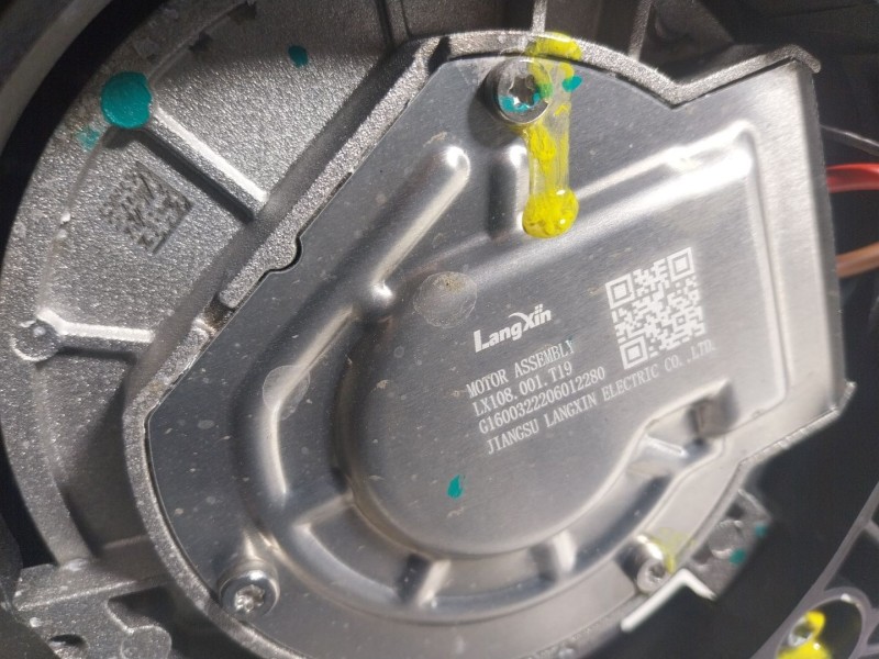 Recambio de electroventilador para tesla y referencia OEM IAM   