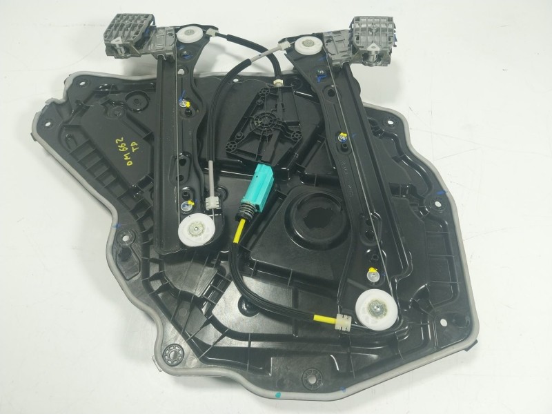 Recambio de elevalunas trasero derecho para tesla y referencia OEM IAM  149551300F 