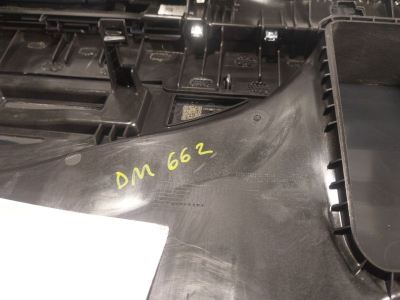 Recambio de salpicadero para tesla y referencia OEM IAM   