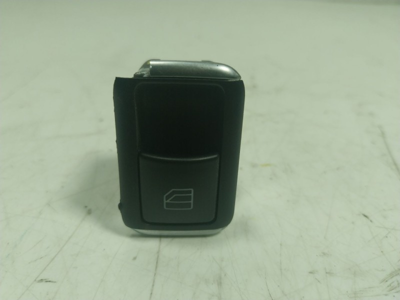 Recambio de mando elevalunas trasero derecho para tesla model s p referencia OEM IAM  10075077 