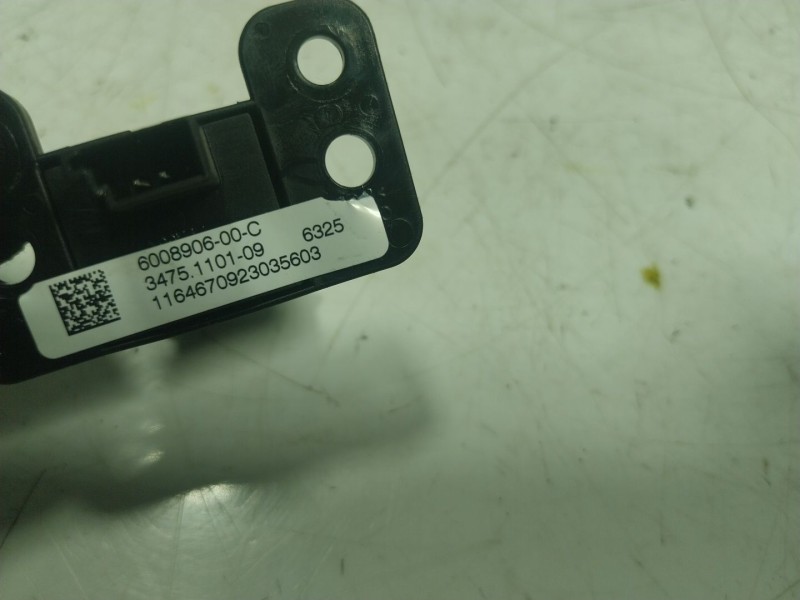 Recambio de maneta porton para tesla model s p referencia OEM IAM  600890600C 