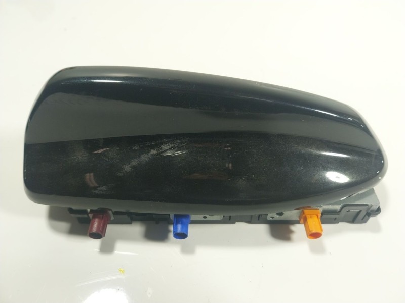 Recambio de antena para volvo xc90 excellence plug-in hybrid awd referencia OEM IAM  31346765 