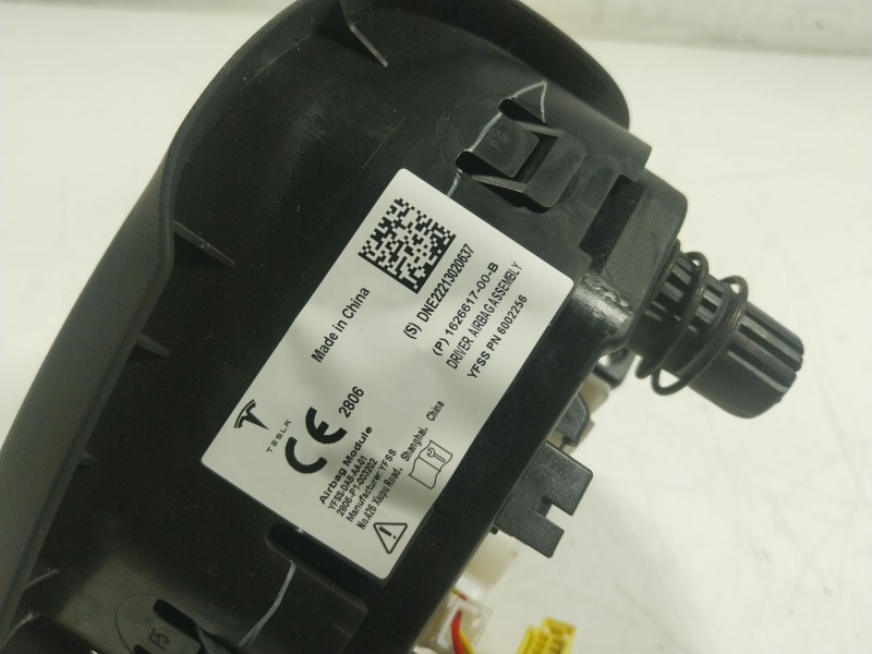 Recambio de airbag delantero izquierdo para tesla y referencia OEM IAM  162661700B 