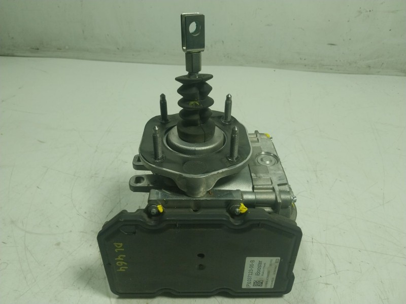 Recambio de servofreno para tesla model s p referencia OEM IAM  103712300B 