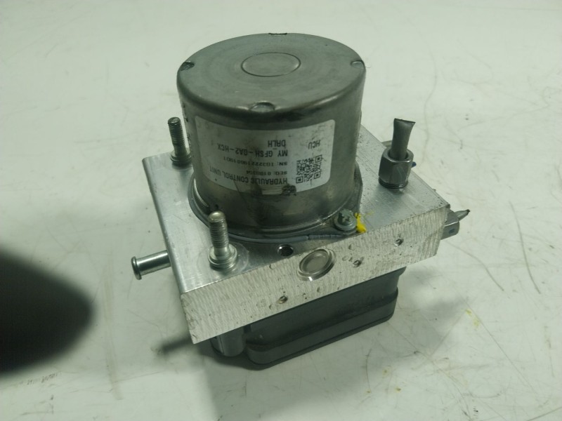 Recambio de abs para tesla y referencia OEM IAM  104474500B 