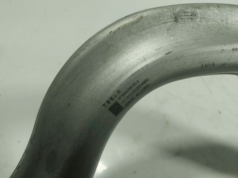 Recambio de brazo suspension inferior delantero derecho para tesla y referencia OEM IAM  104435900A 