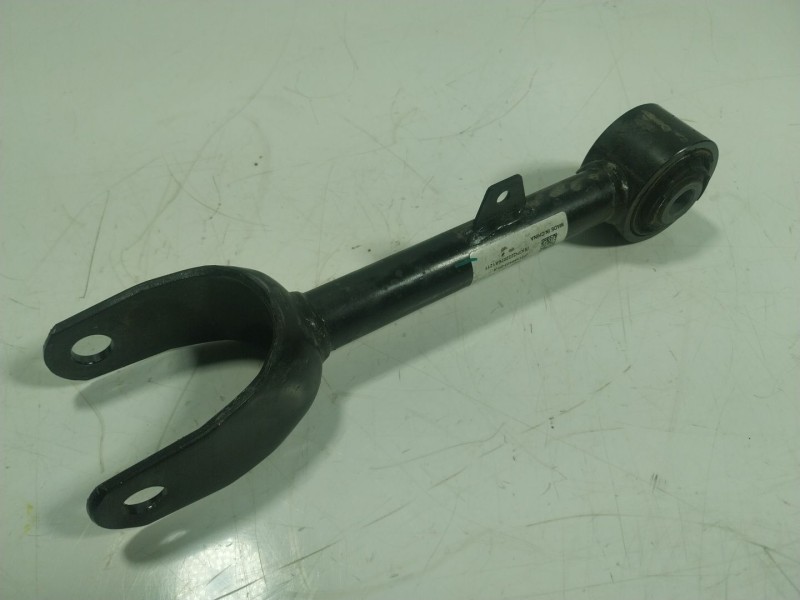 Recambio de brazo suspension superior trasero derecho para tesla y referencia OEM IAM  118842300A 