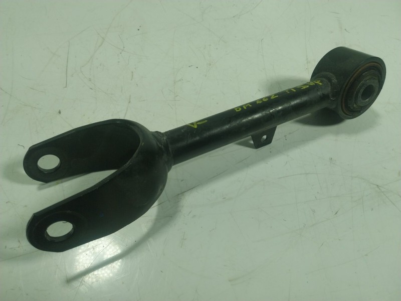 Recambio de brazo suspension superior trasero izquierdo para tesla y referencia OEM IAM  118842300A 