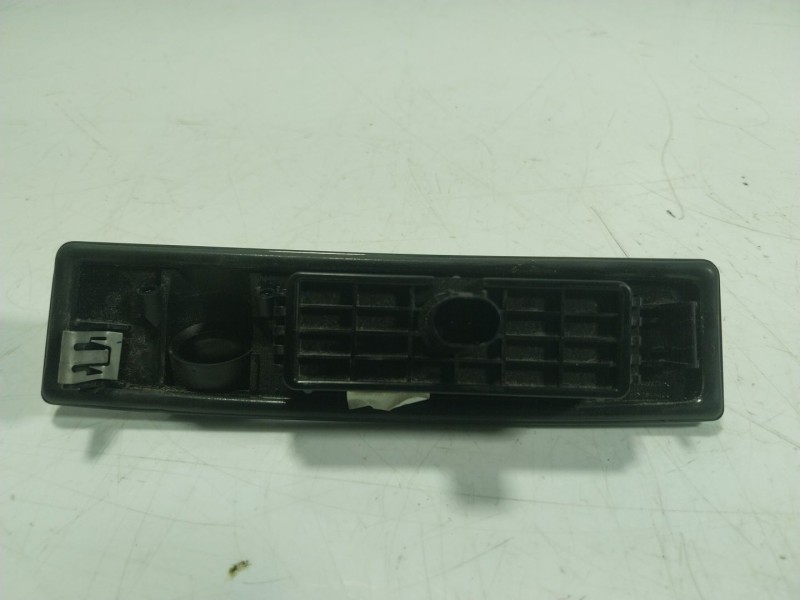 Recambio de maneta porton para tesla y referencia OEM IAM   