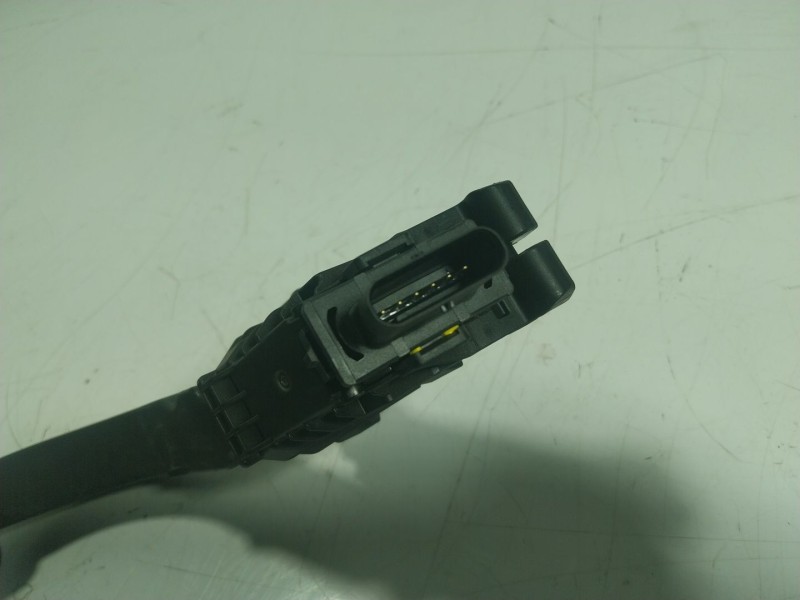 Recambio de potenciometro pedal para tesla y referencia OEM IAM  762321156967 