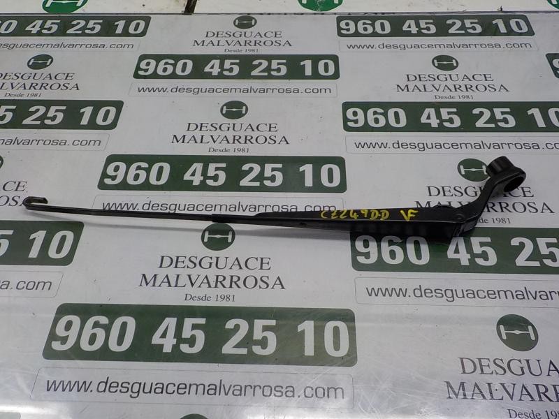 Recambio de brazo limpia delantero derecho para jeep compass (2008-2011) 2.2 crdi referencia OEM IAM 68002026AA  