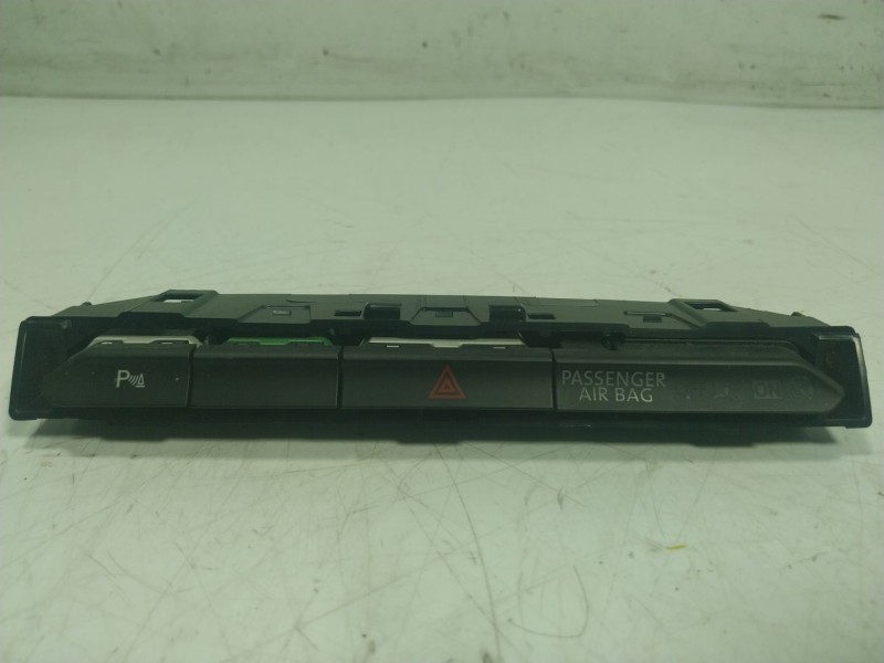 Recambio de warning para volkswagen arteon (3h7, 3h8) 2.0 tdi referencia OEM IAM  3G1853770A 