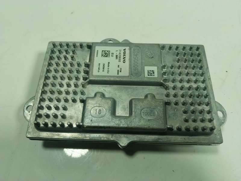 Recambio de centralita faros xenon para volvo xc90 excellence plug-in hybrid awd referencia OEM IAM  31420688 