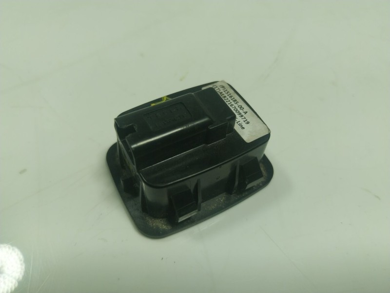 Recambio de modulo electronico para tesla y referencia OEM IAM  151618500A 