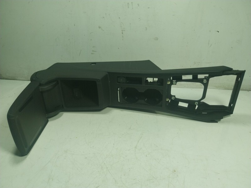 Recambio de apoyabrazos central para volkswagen arteon (3h7, 3h8) 2.0 tdi referencia OEM IAM  1303728D 