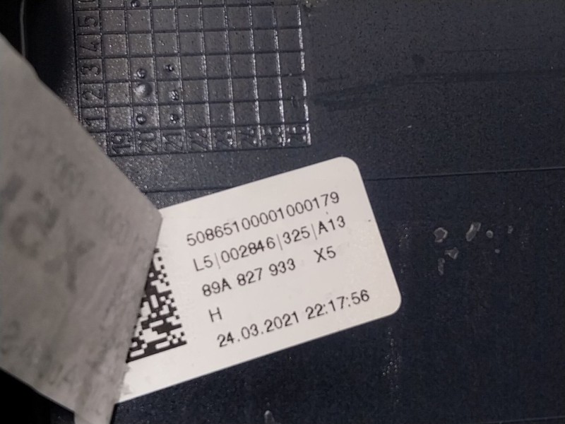 Recambio de aleron trasero para audi q4 e-tron aq4e f4bac3 referencia OEM IAM  89A 827 933 