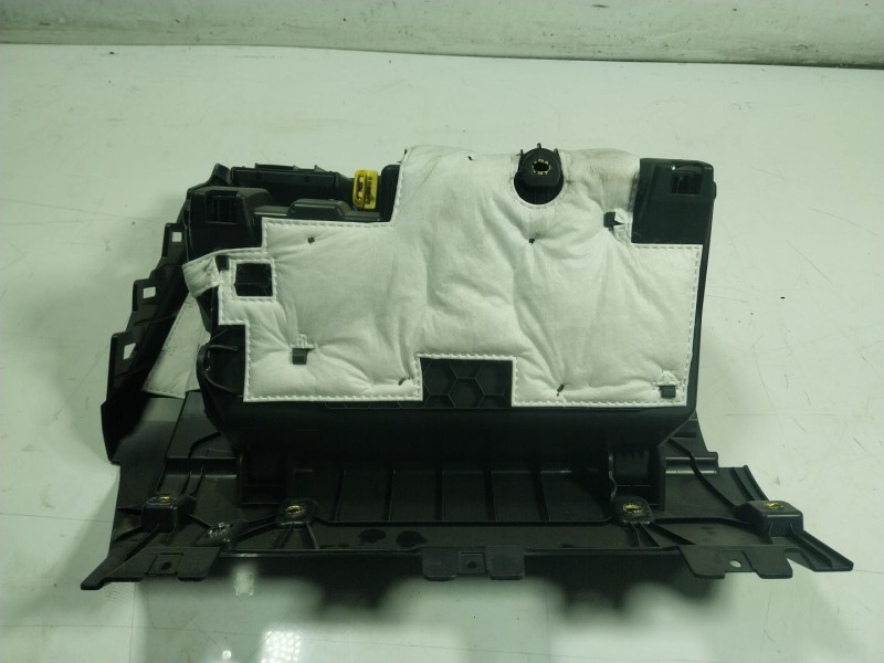 Recambio de guantera para audi q4 e-tron aq4e f4bac3 referencia OEM IAM   