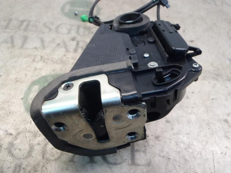 Recambio de cerradura puerta trasera izquierda para toyota yaris (ksp9/scp9/nlp9) blue referencia OEM IAM 690600D060  