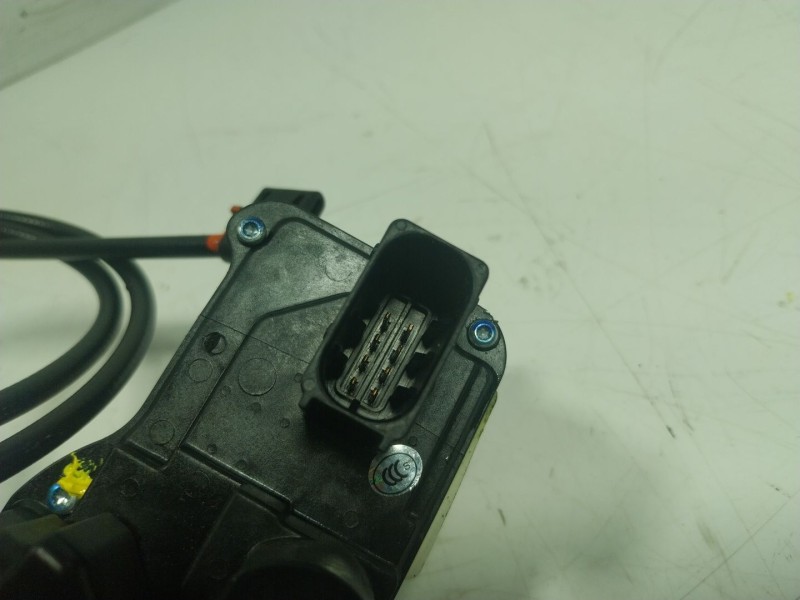 Recambio de cerradura puerta trasera derecha para tesla model s p referencia OEM IAM  600891400D 