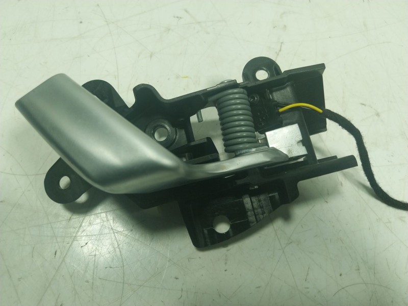 Recambio de maneta interior delantera derecha para tesla model s p referencia OEM IAM   