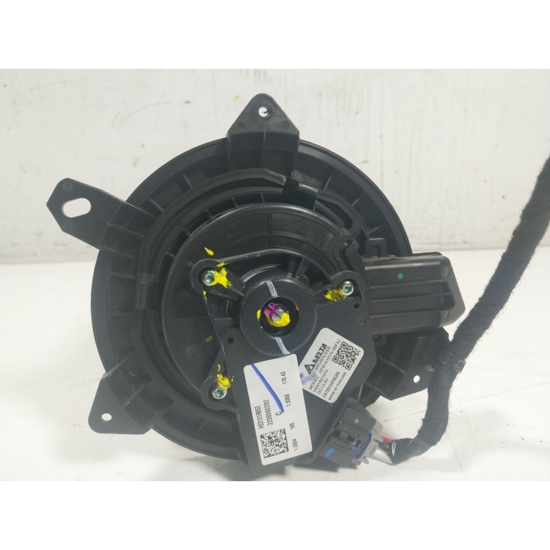 Recambio de motor calefaccion para tesla y referencia OEM IAM  H031519053 