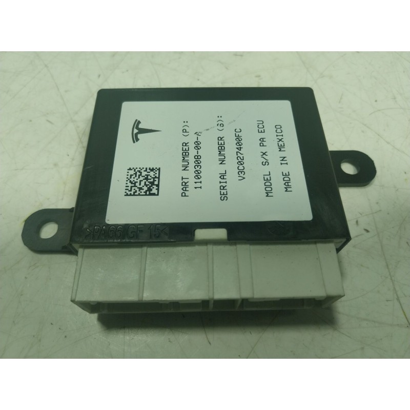 Recambio de modulo electronico para tesla model s p referencia OEM IAM  110030800A 