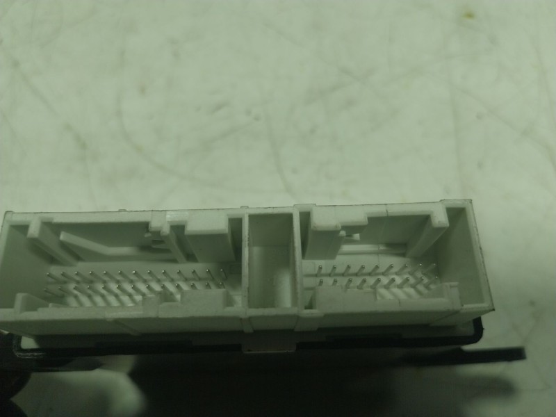 Recambio de modulo electronico para tesla model s p referencia OEM IAM  110030800A 