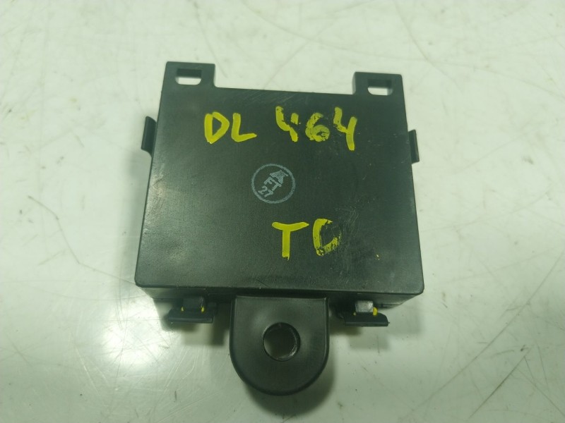 Recambio de modulo electronico para tesla model s p referencia OEM IAM  106965100D 