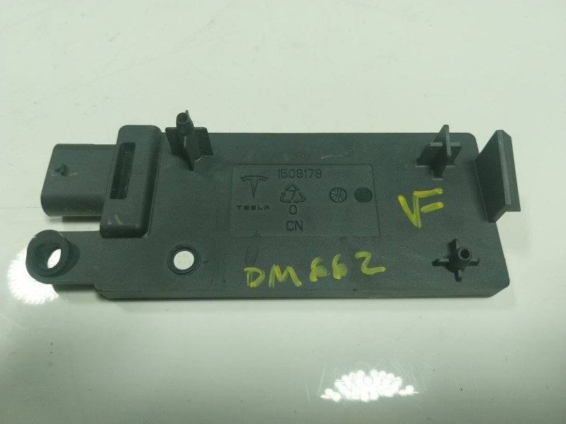 Recambio de modulo electronico para tesla y referencia OEM IAM  150817900F 