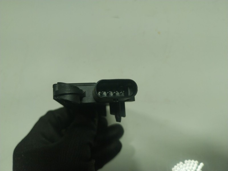 Recambio de modulo electronico para tesla y referencia OEM IAM  150817900F 