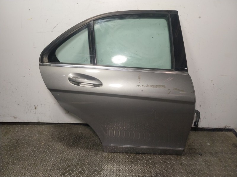 Recambio de puerta trasera derecha para mercedes-benz clase c (w204) berlina 2.1 cdi cat referencia OEM IAM   