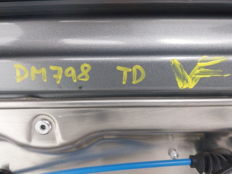 Recambio de puerta trasera derecha para mercedes-benz clase c (w204) berlina 2.1 cdi cat referencia OEM IAM   