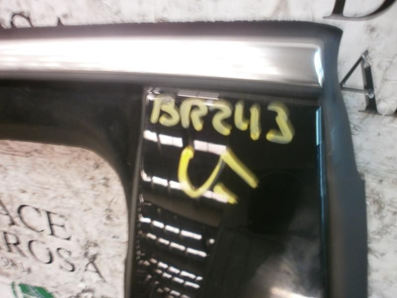 Recambio de puerta trasera derecha para opel insignia berlina sport 4x4 referencia OEM IAM 13274123  