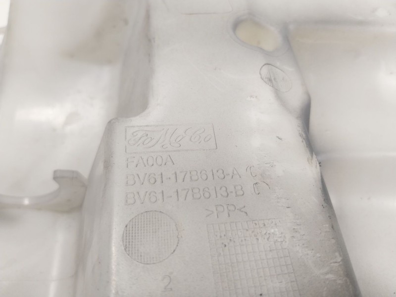 Recambio de deposito limpia para ford focus lim. (cb8) trend referencia OEM IAM 2010691  