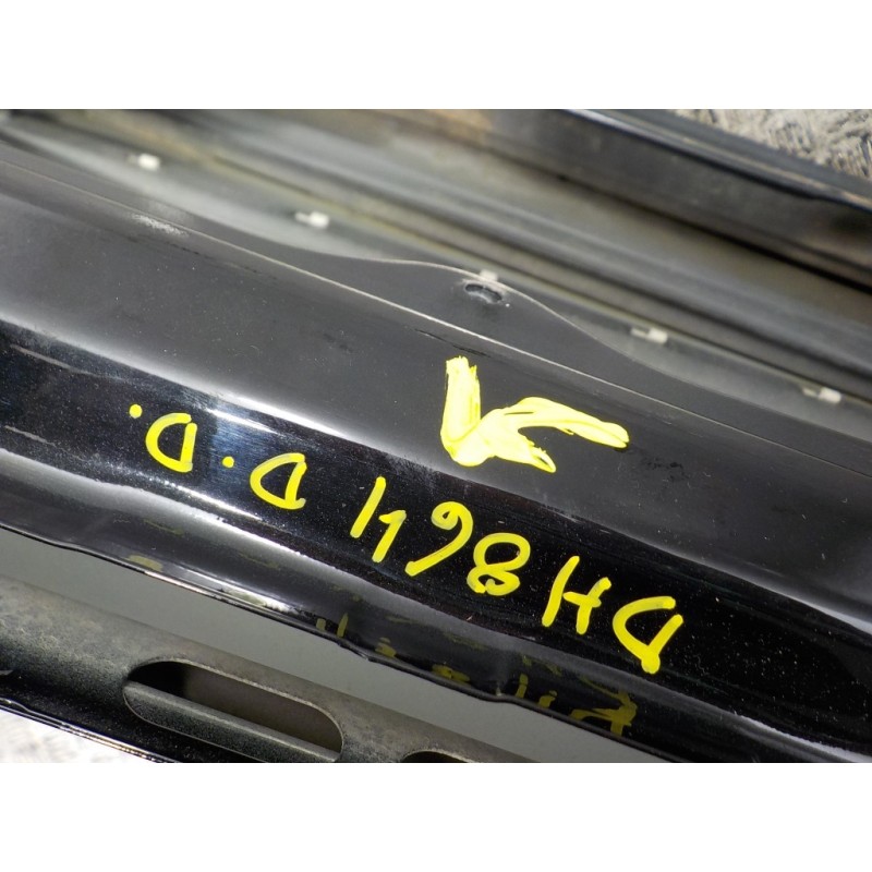 Recambio de puerta delantera derecha para mercedes-benz clase m (w164) 3.5 v6 cat referencia OEM IAM A1647200205  