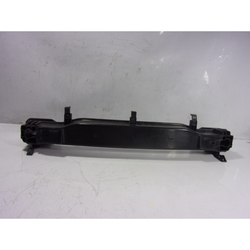 Recambio de refuerzo paragolpes trasero para hyundai santa fe essence 2wd referencia OEM IAM 86631S1010  