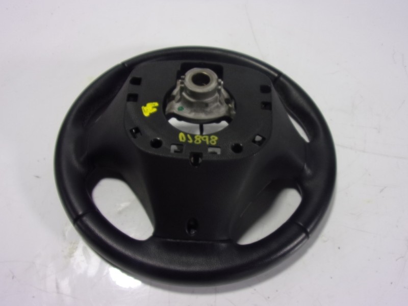 Recambio de volante para kia cee´d 1.6 gdi cat referencia OEM IAM 56110A2550BWK 66110A2550BWK 