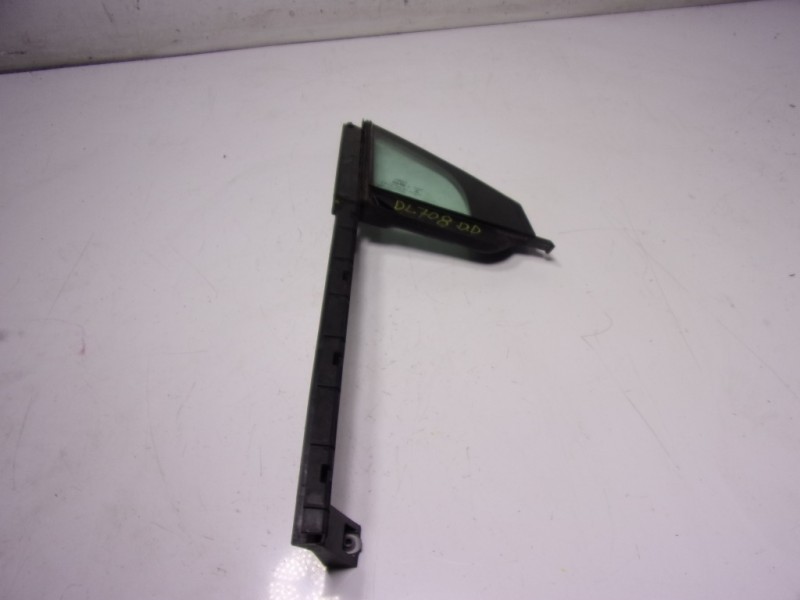 Recambio de cristal custodia delantero derecho para ford mondeo turn. 2.0 tdci cat referencia OEM IAM 2002697  