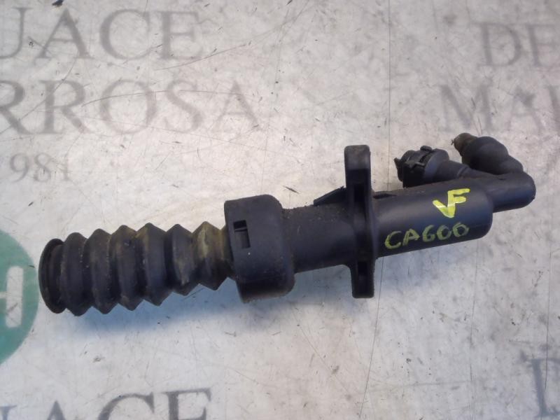 Recambio de bombin embrague para citroën xsara picasso 1.6 hdi 90 sx top referencia OEM IAM   