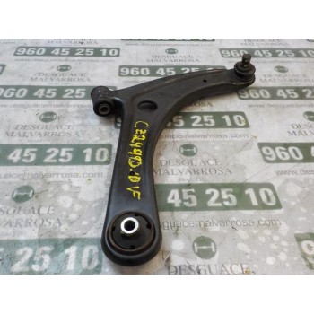 BRAZO SUSPENSION INFERIOR DELANTERO DERECHO 5105040AE 