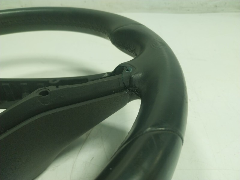 Recambio de volante para tesla model s p referencia OEM IAM  1222D0310 