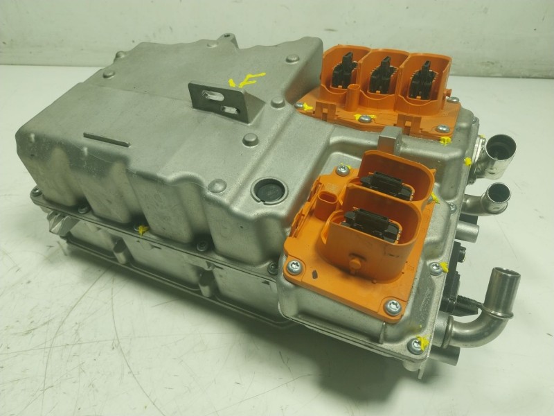 Recambio de convertidor de voltaje para volvo xc90 excellence plug-in hybrid awd referencia OEM IAM  31673051 